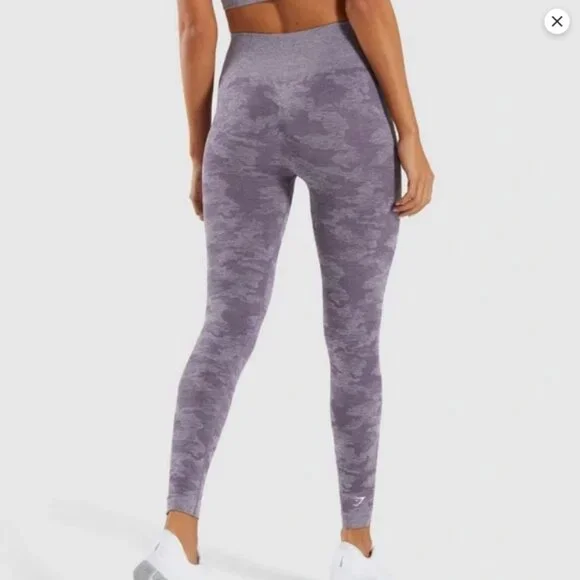 Gymshark Women's Size Camo Seamless Leggings Lavender Grey - Picture 2 of 6